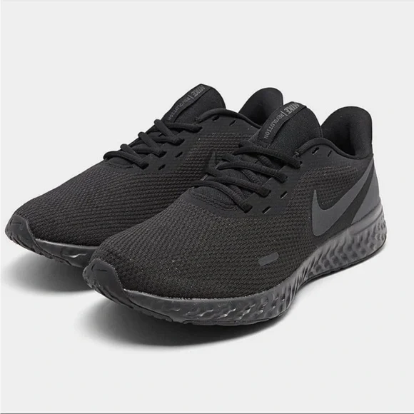 NIKE REVOLUTION 6 RUNNING SNEAKER IN BLACK/ ANTHRACITE - Picture 5 of 13